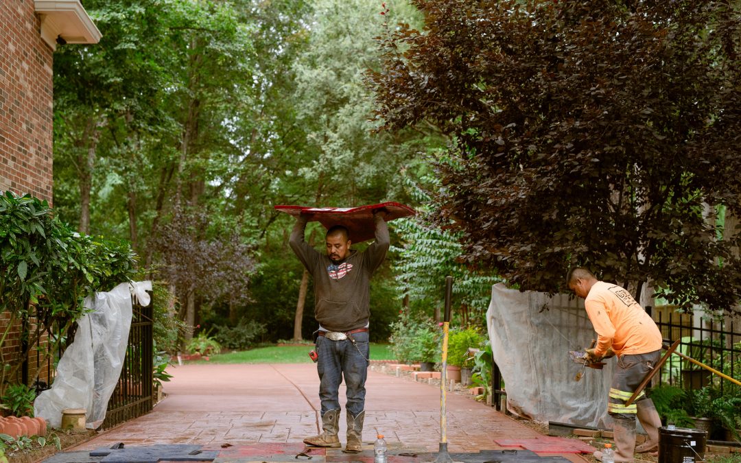 Who to Call for Concrete Retaining Wall Installation in Greenville SC